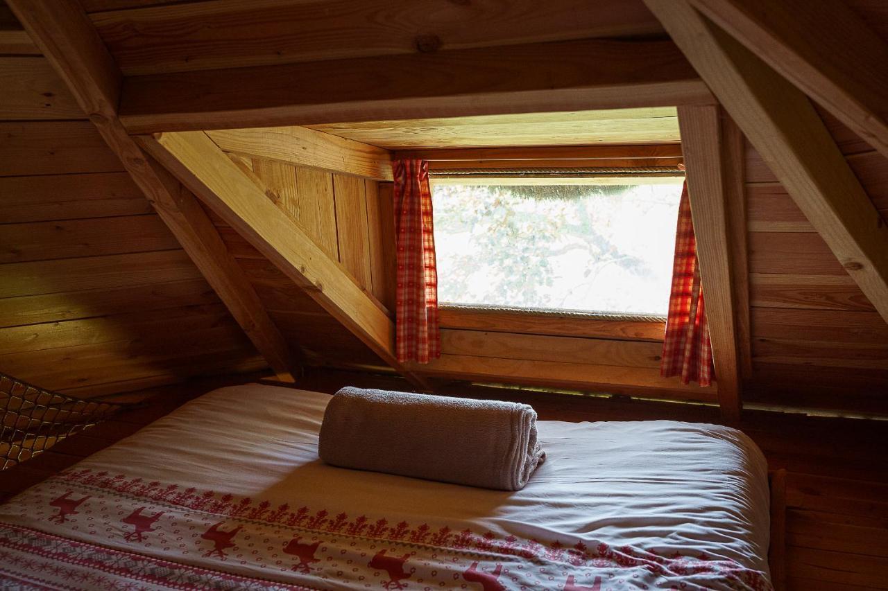 Cabane Perchee Dans Les Arbres Saint-Hilaire-en-Morvan Ngoại thất bức ảnh
