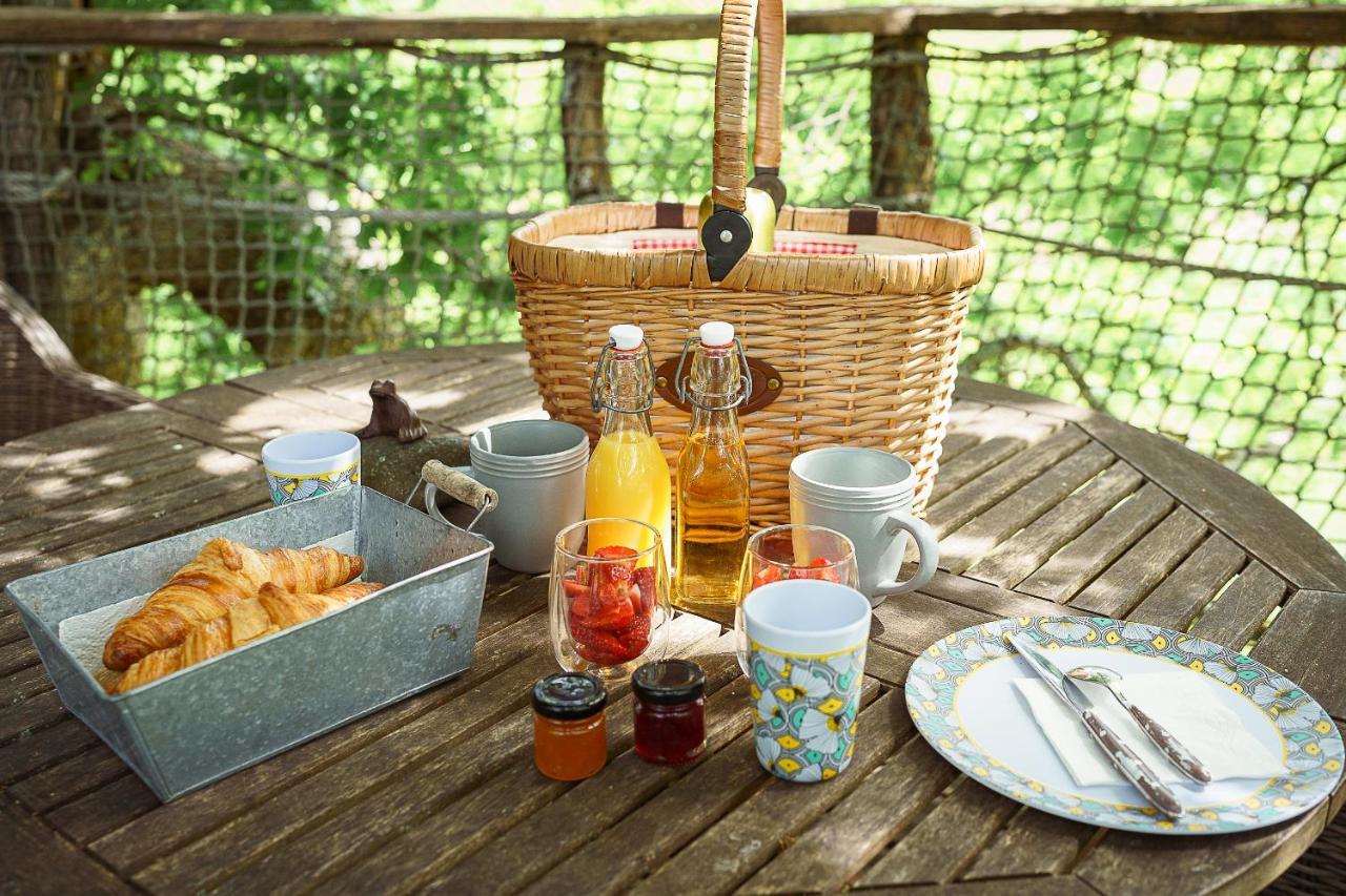 Cabane Perchee Dans Les Arbres Saint-Hilaire-en-Morvan Ngoại thất bức ảnh