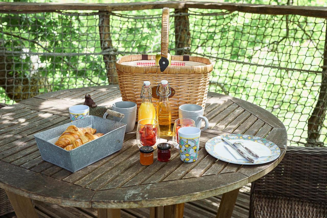 Cabane Perchee Dans Les Arbres Saint-Hilaire-en-Morvan Ngoại thất bức ảnh